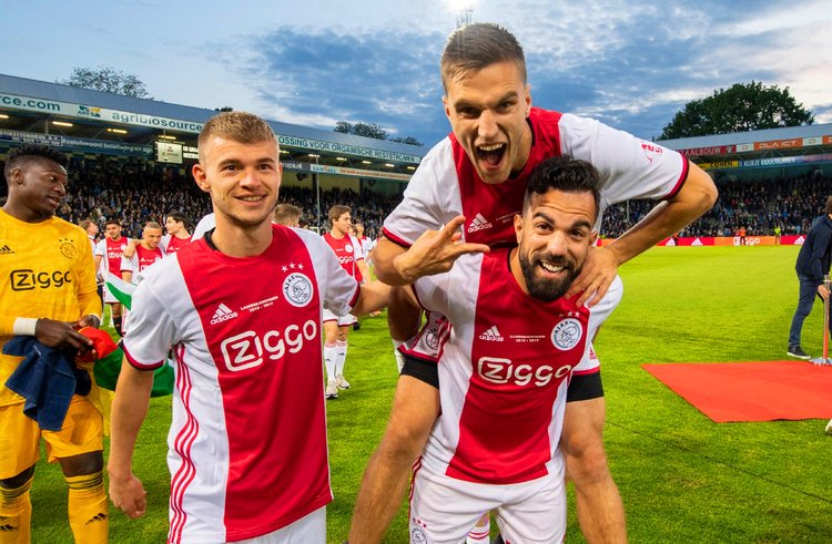 A树立一个 A树立一个