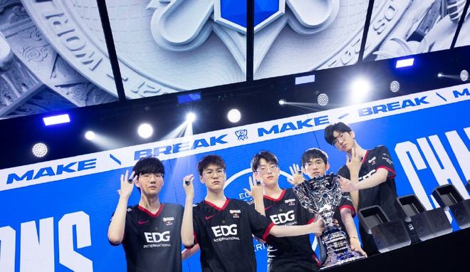 扳平的一球 扳平的一球