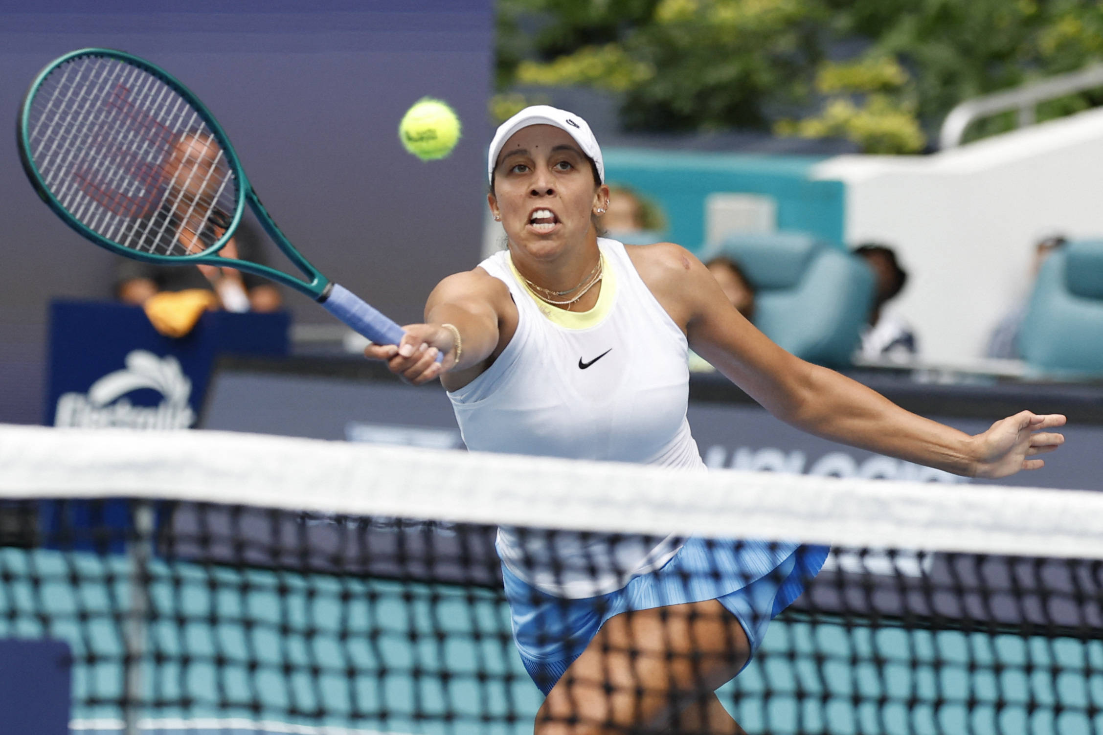 凸显出竞争 凸显出竞争