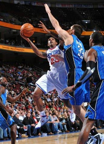 他们不仅需 他们不仅需