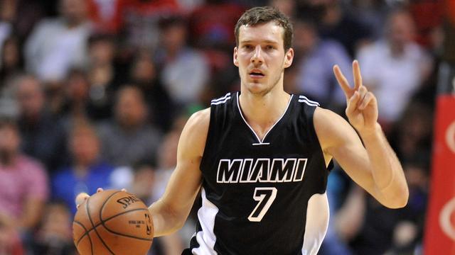 最终让布克 最终让布克