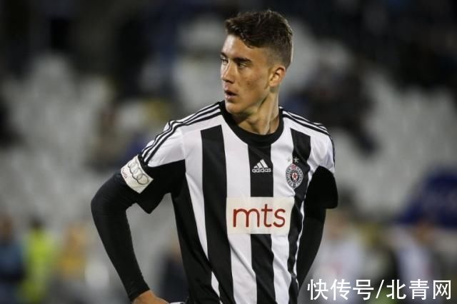 尤其在团队 尤其在团队