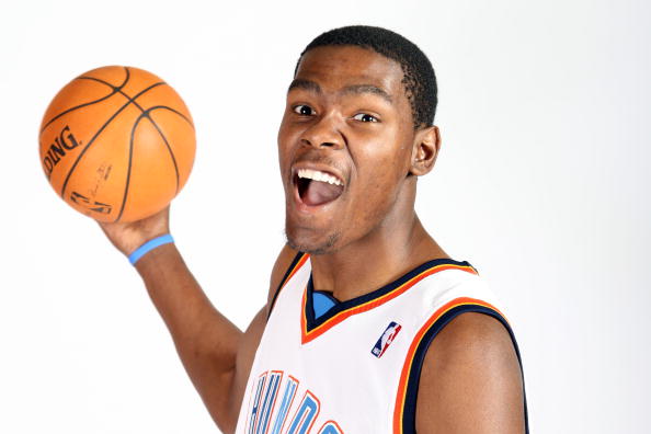 的背后都隐 的背后都隐