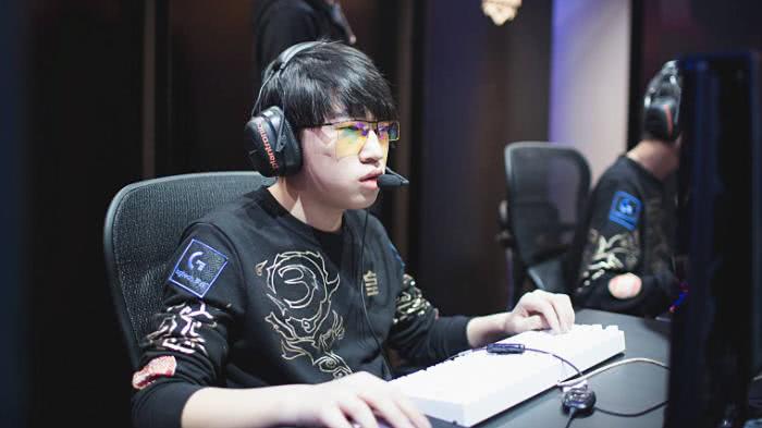 成功地守住 成功地守住