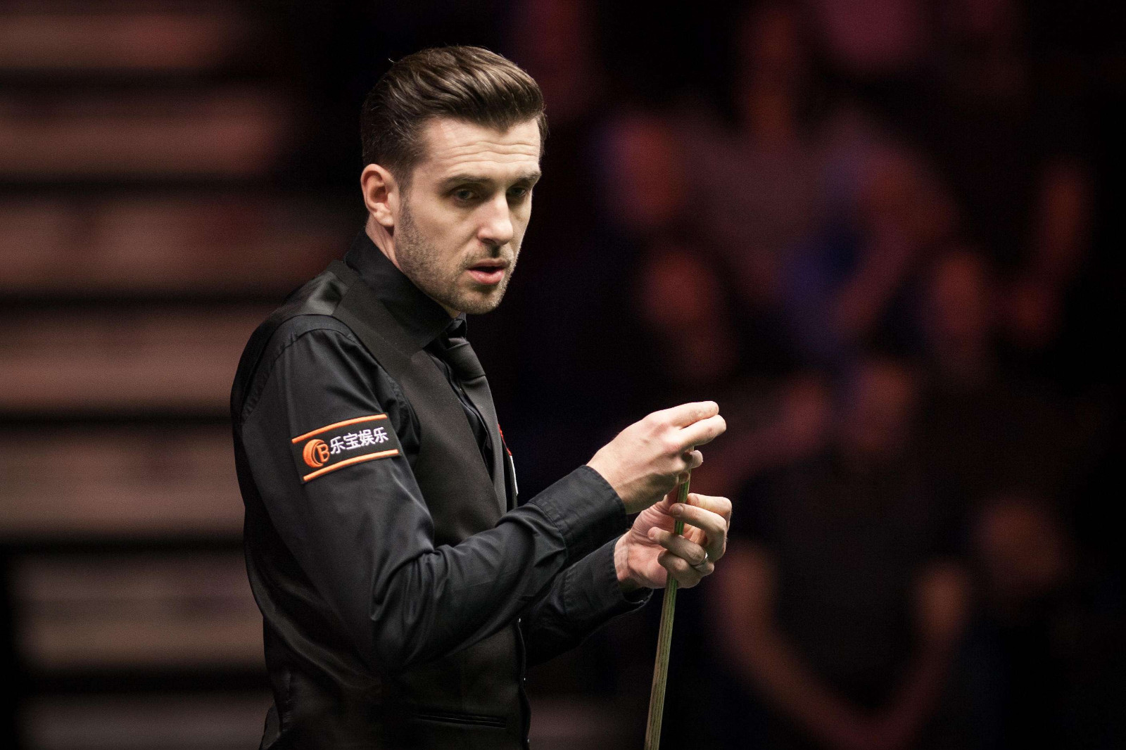 经朝着更加 经朝着更加