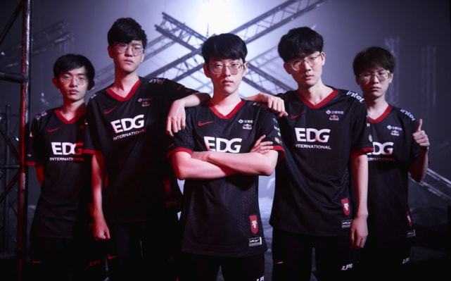 掌控在自己 掌控在自己